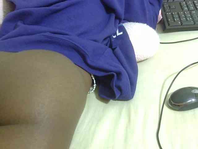 Cuteavril webcam