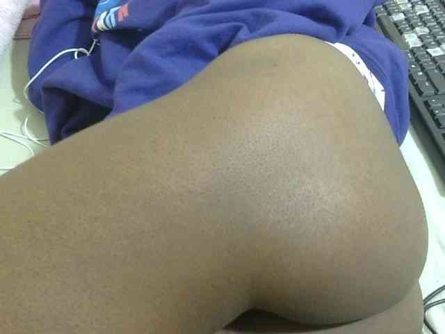 Cuteavril webcam