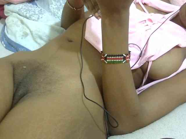 Cuteavril webcam