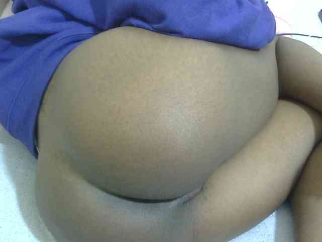 Cuteavril webcam