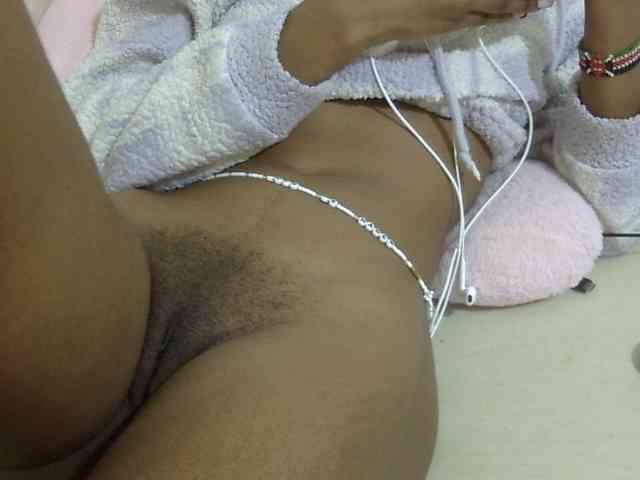 Cuteavril webcam