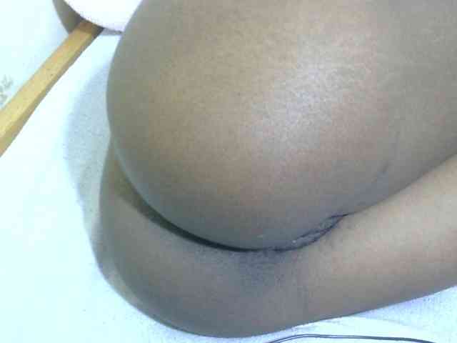 Cuteavril webcam