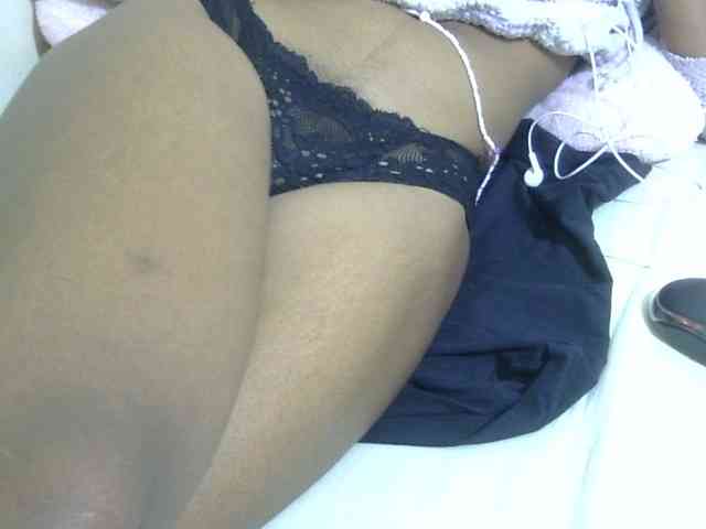 Cuteavril webcam