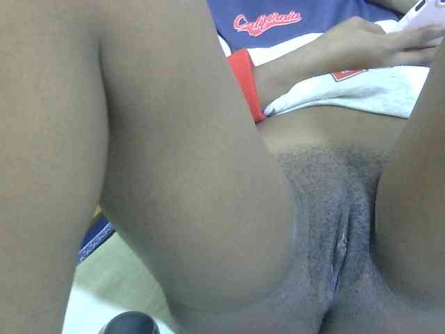 Cuteavril webcam