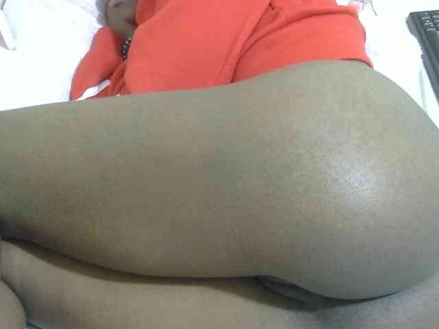 Cuteavril webcam