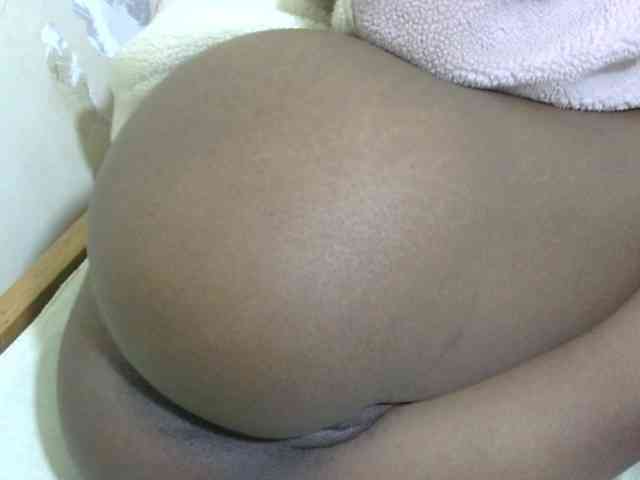 Cuteavril webcam