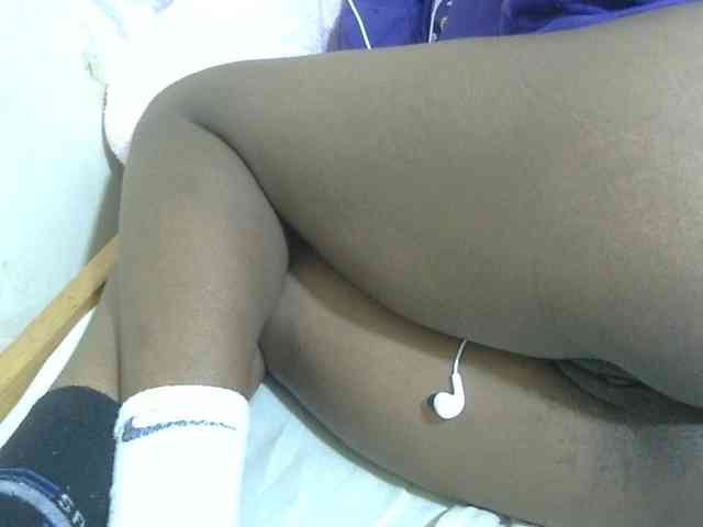 Cuteavril webcam