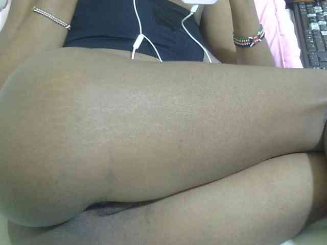 Cuteavril webcam