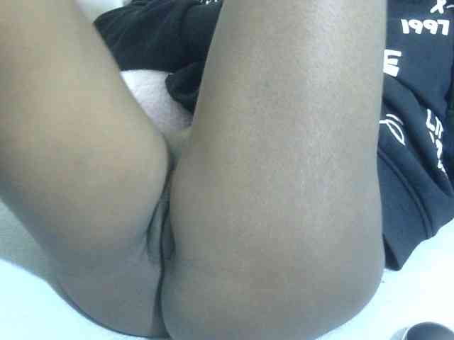 Cuteavril webcam