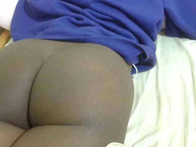 Cuteavril webcam