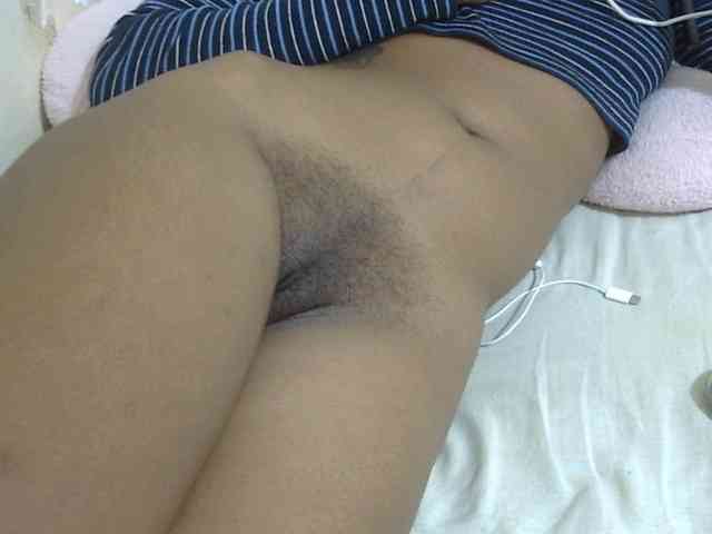Cuteavril webcam
