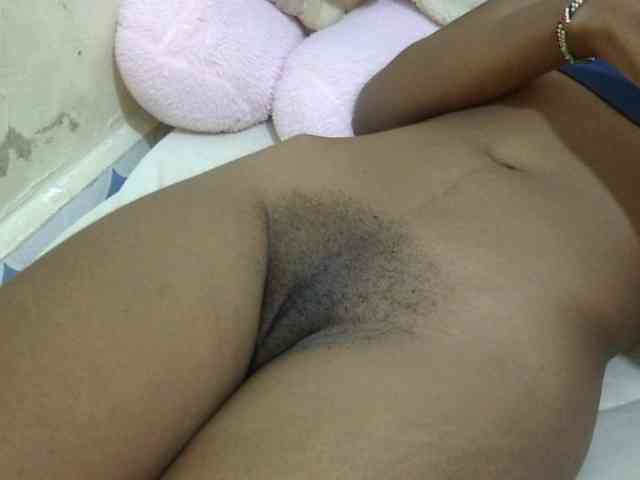 Cuteavril webcam