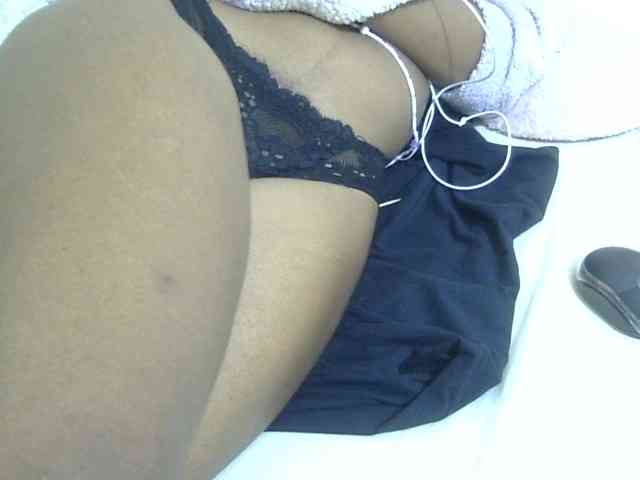 Cuteavril webcam