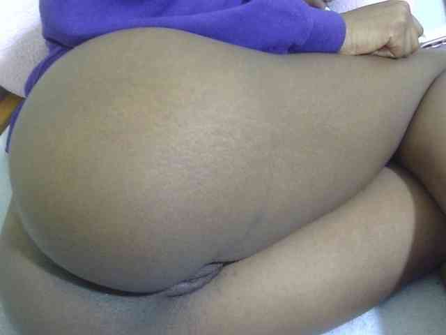 Cuteavril webcam
