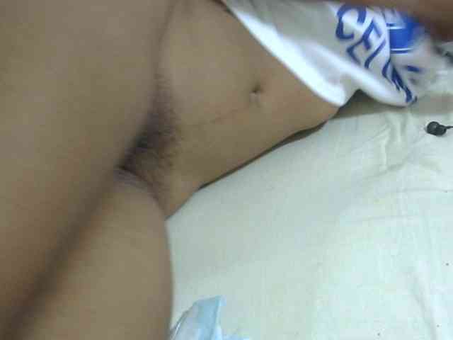 Cuteavril webcam