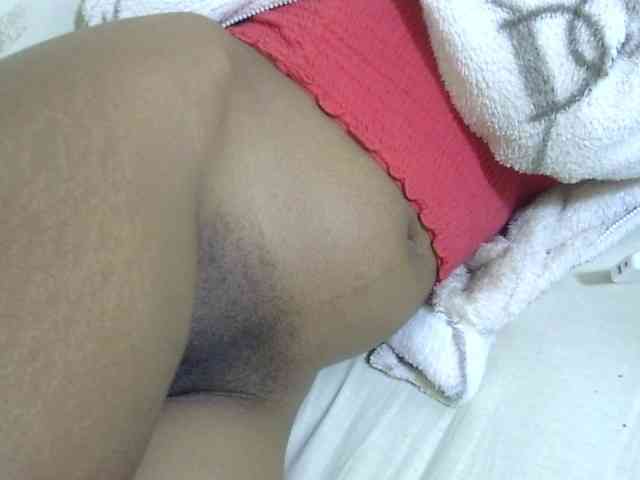 Cuteavril webcam