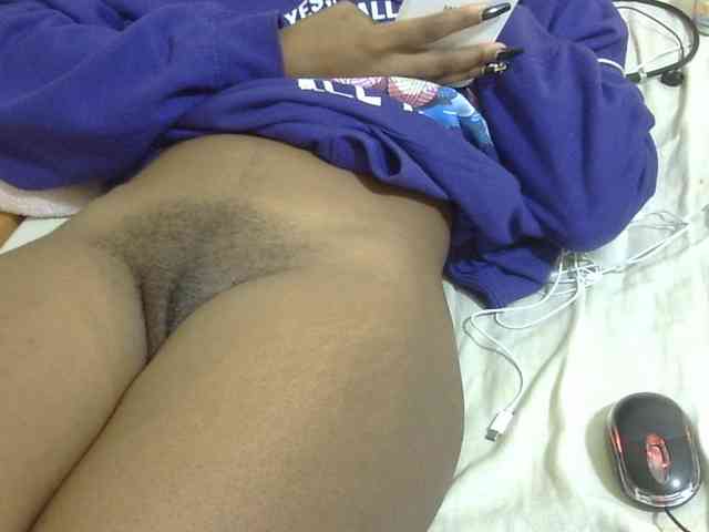 Cuteavril webcam
