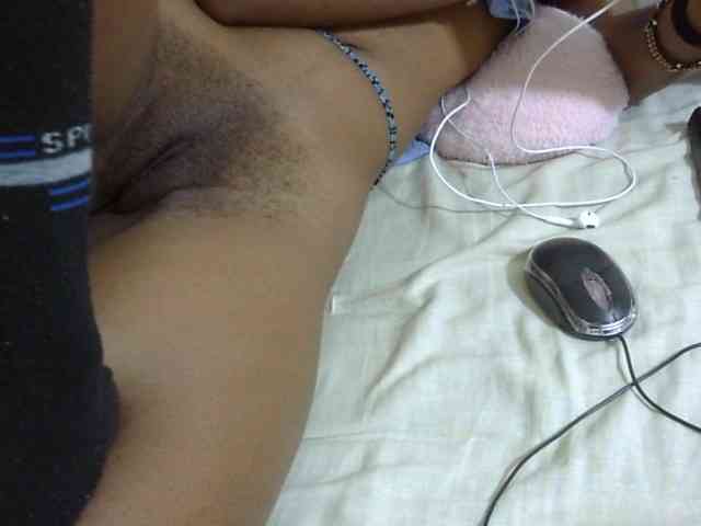 Cuteavril webcam