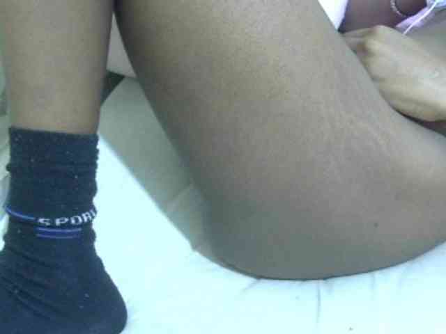 Cuteavril webcam