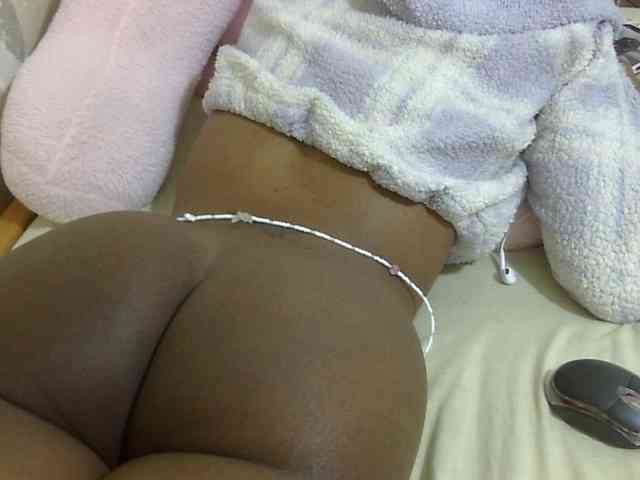 Cuteavril webcam