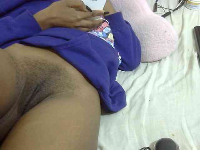 Cuteavril webcam