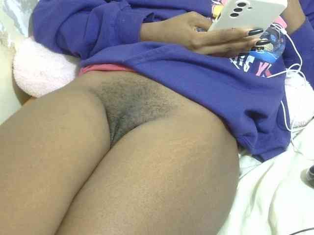 Cuteavril webcam