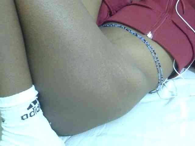 Cuteavril webcam