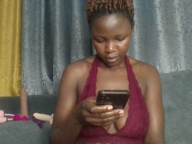 Chococreamm live cam on BongaCams