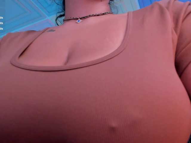 SarahYates live webcam show
