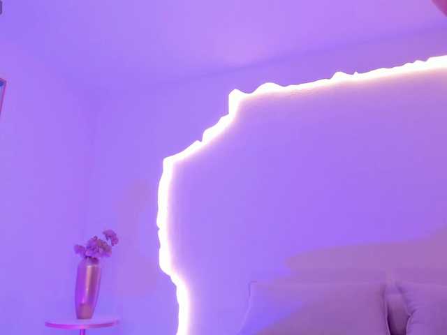 SarahYates live cam on BongaCams