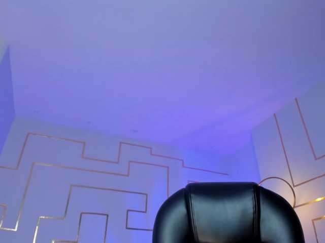 SarahYates live cam on BongaCams