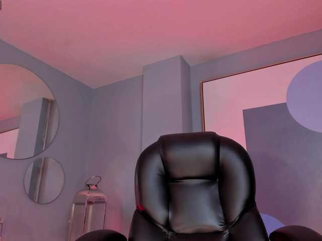 SarahYates live cam on BongaCams