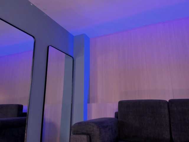 SarahYates live cam on BongaCams