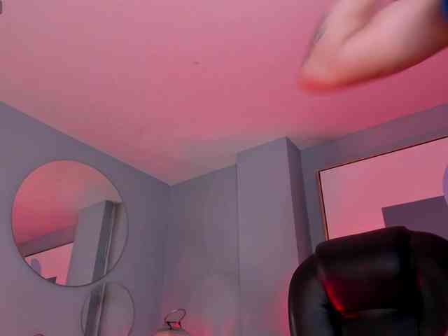 sarahyates webcam