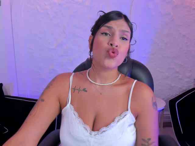 sarahyates webcam