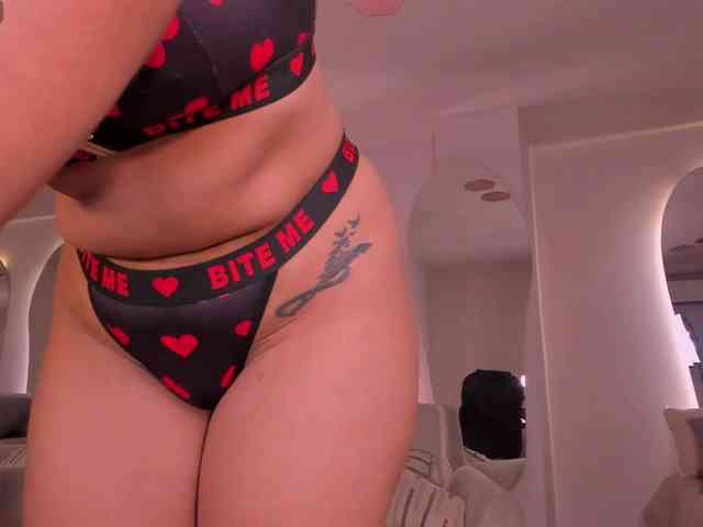 sarahyates webcam