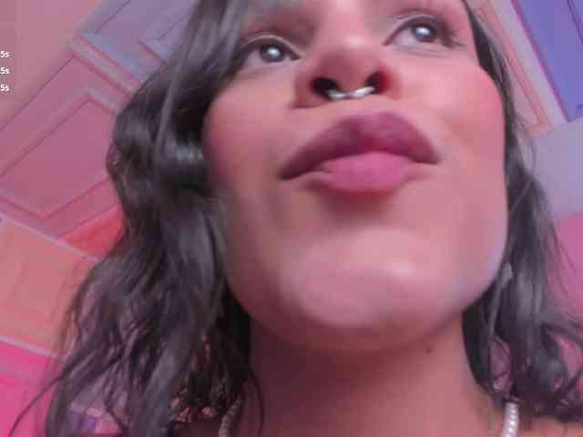 sarahyates webcam