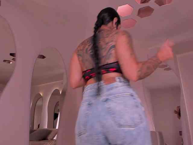 sarahyates webcam