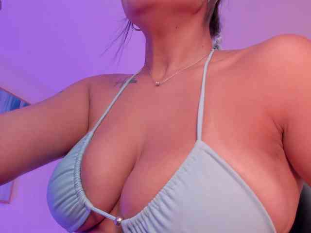 sarahyates webcam