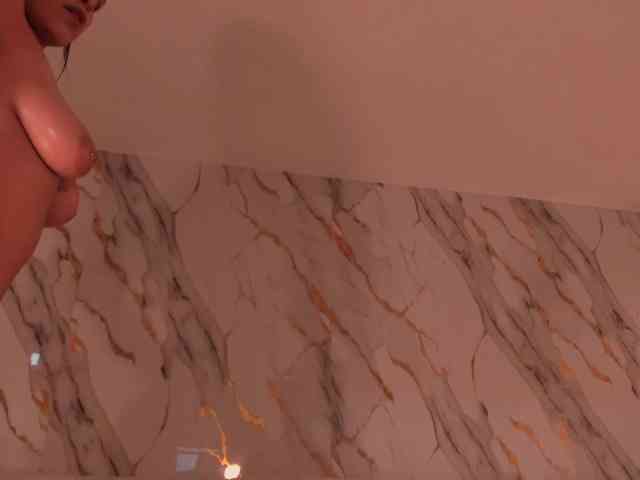 sarahyates webcam