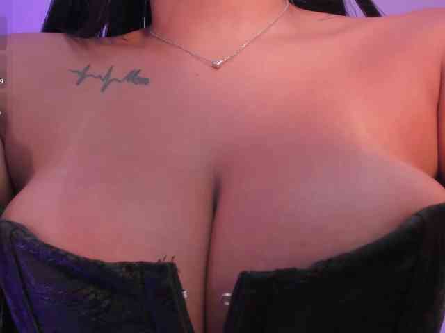 sarahyates webcam