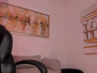 IsabellaMoreau Porn Show