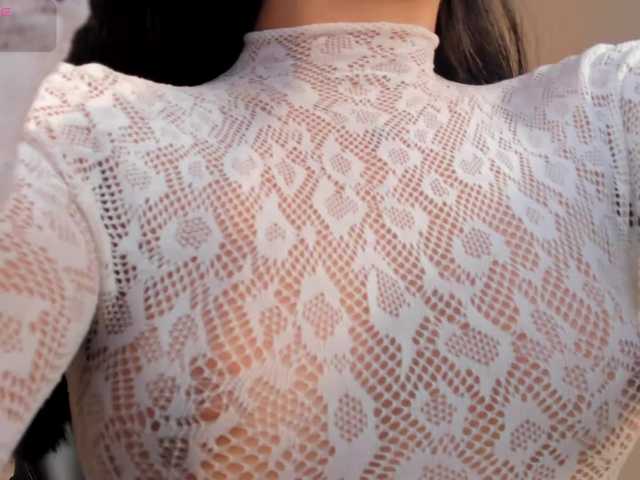 IsabellaMoreau live cam preview