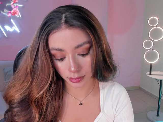 IsabellaMoreau live cam on BongaCams