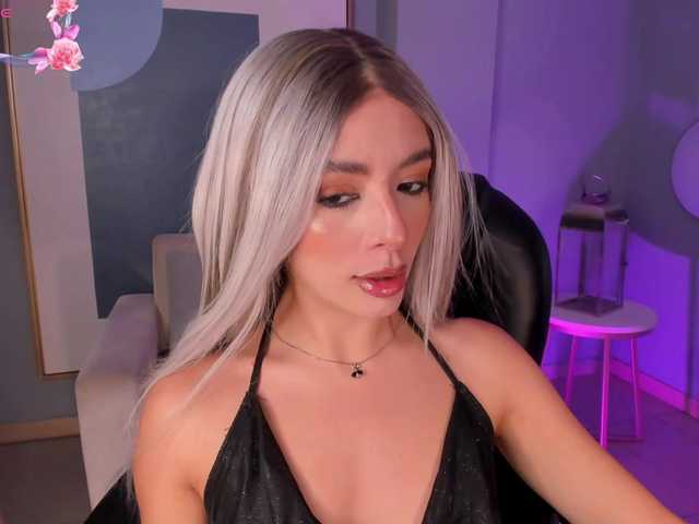 IsabellaMoreau live cam on BongaCams