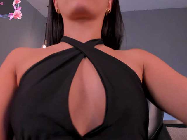 IsabellaMoreau live cam on BongaCams
