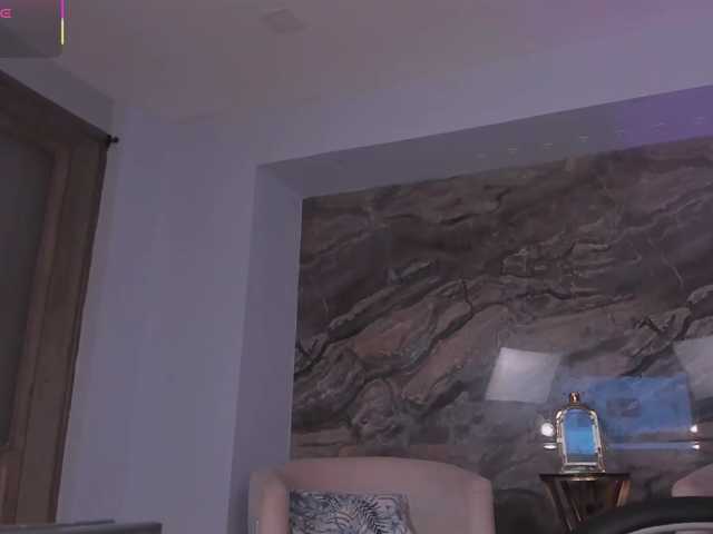 IsabellaMoreau live cam on BongaCams