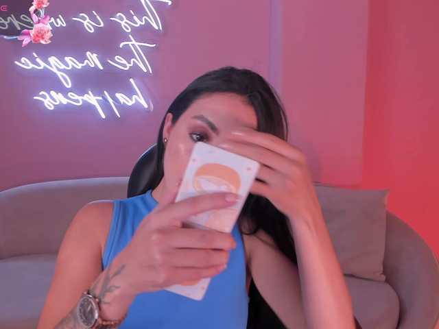 IsabellaMoreau live cam on BongaCams