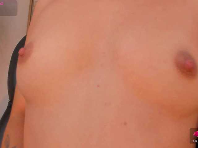 IsabellaMoreau live cam on BongaCams