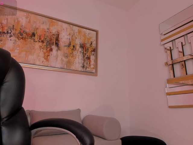 IsabellaMoreau live cam on BongaCams